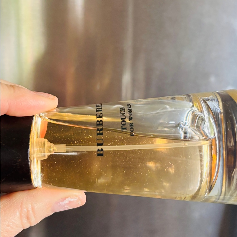 Burberry Touch for Women spray cap doesn’t work - Picture 3 of 3